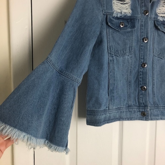 JACK by BB DAKOTA Bell Flare Cuff Jean Jacket Women Size XS - Picture 2 of 5